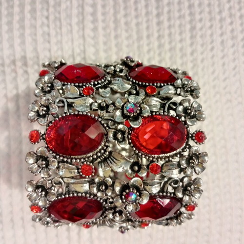 Wide women's bracelet like new, vintage style with ruby crystals