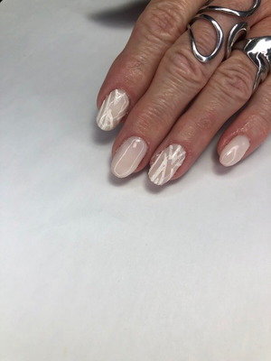 Press On Nails χειροποίητα καινούργια σε σχήμα και χρώμα επιλογής