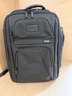Alpha Packing backpack like new with tablet and laptop compartments