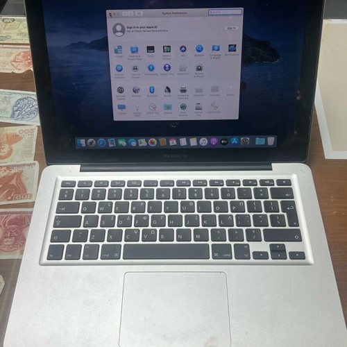 Apple MacBook Pro mid 2012 used, i5 2.5GHz, 4GB RAM, 500GB storage