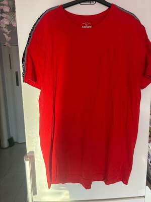 Admiral men's t-shirt XL like new with unique design
