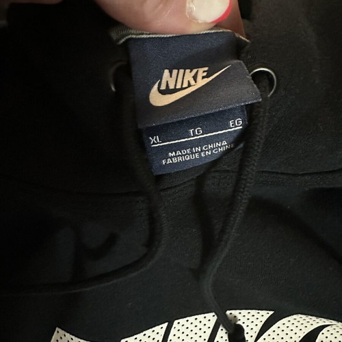 Nike hoodie size XL, black, like new