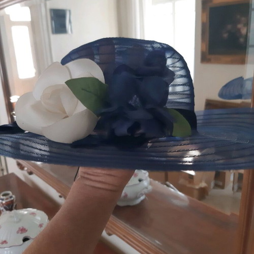 Women's hat like new, handmade, blue, summer style