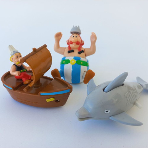 McDonald's Asterix collectible figures like new, set of 3, 1994