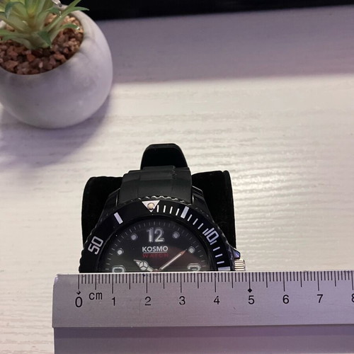 Kosmo Watch black wristwatch with rotating bezel new