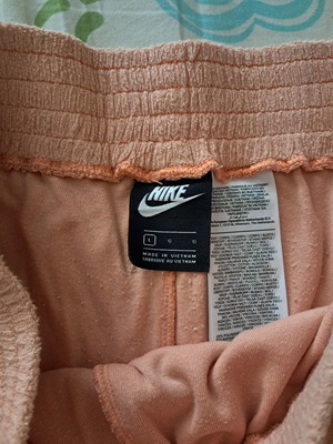 Nike shorts used, terry cloth, size L, orange