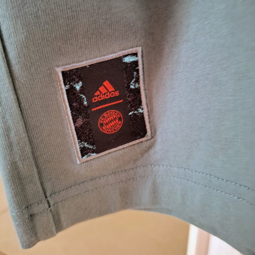Bayern FC Adidas T-Shirt like new, size M, 100% cotton