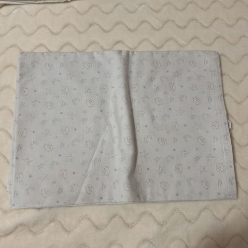 Bedding set for boy's crib used, pack of 7 sheets