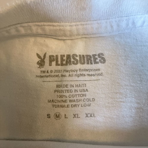 Pleasures x Playboy T-shirt medium size like new, white
