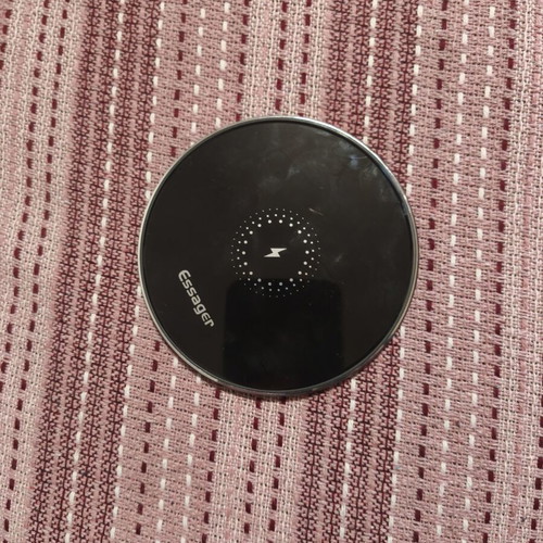 Essager Wireless Charger 15W Qi like new