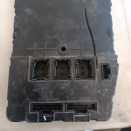 Fuse box for Renault Megane '02-'05 like new