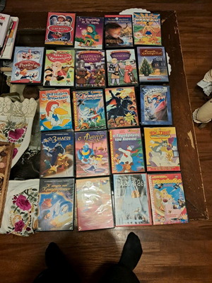 DVDs dubbed like new, pack of 21
