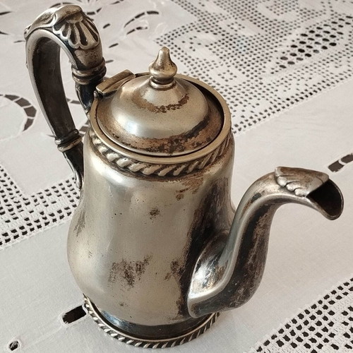 Silver-plated milk, tea, or chocolate jug used, 1900–1950