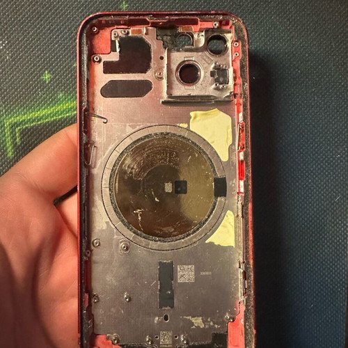 iPhone 13 stand used with scratches on frame