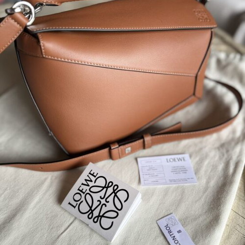Loewe shoulder bag new brown leather