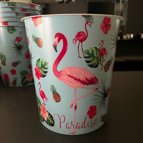 Flamingo buckets like new, set of 7 pieces