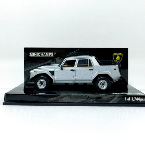 Lamborghini LM002 1984 Silver Metallic 1:43 Minichamps diecast model new