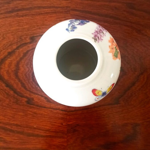 Japanese porcelain vase Shibata like new with floral painting