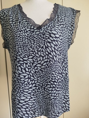Only viscose τοπ σαν καινούργιο, μπλε, μέγεθος medium