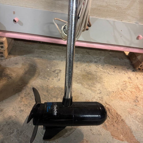 Electric motor with spare propeller like new