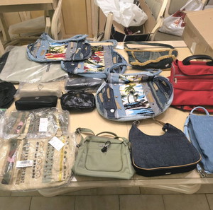 39 ΤΣΑΝΤΕΣ ΟΛΕΣ ΜΑΖΙ 125€