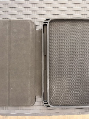 LAUT case for iPad mini like new