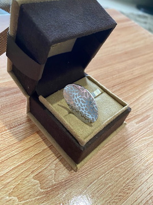 Faux ring like new