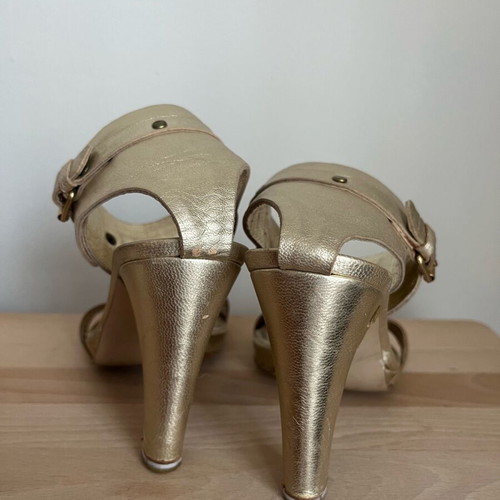 Leather sandals used, gold color, 10 cm heel, size 36