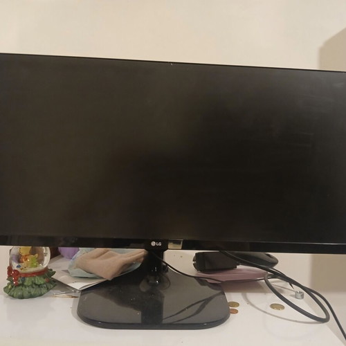 LG monitor, like new