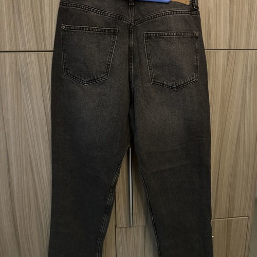 Sinsay women's mom fit jeans like new, black and gray, size L