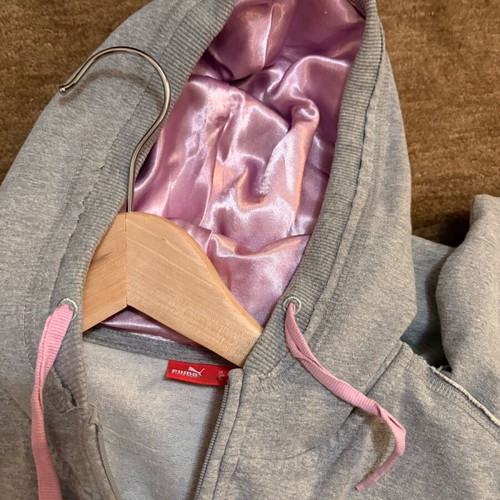 Puma grey hoodie with purple details like new, size S