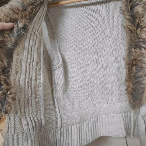 Tally Weijl sleeveless knit vest cardigan like new with faux fur