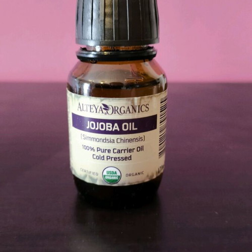 Organic oils used argan, jojoba, apricot kernel oil
