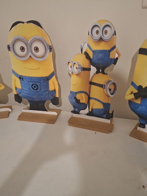 Ξύλινες φιγούρες Minions, σετ 4, 40 εκ. η κάθε μία