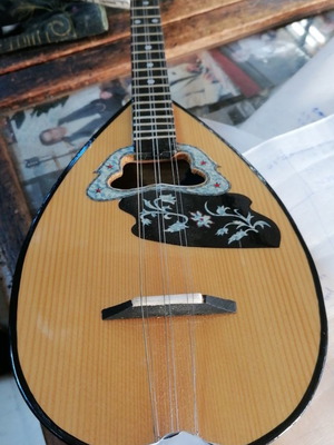 Handmade Greek Tzouras with staves new, gift case, picks and tuner