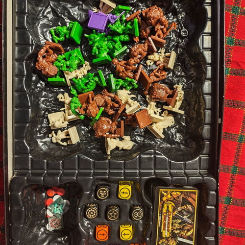 Dungeons & Dragons Parker Greek Edition board game used