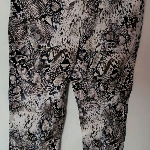 Passager women's pants in crocodile print, like new, size 40