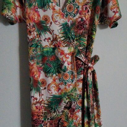 First floral wrap dress maxi size M like new, colorful