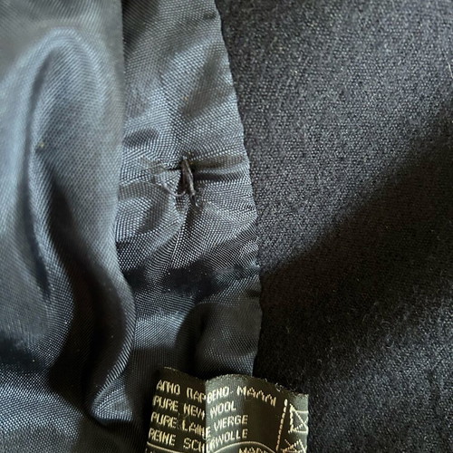Winter jacket size 50 like new, dark blue, made of virgin wool