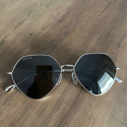 Gucci GG1182S 001 55 sunglasses new unisex, gold frame, black lenses