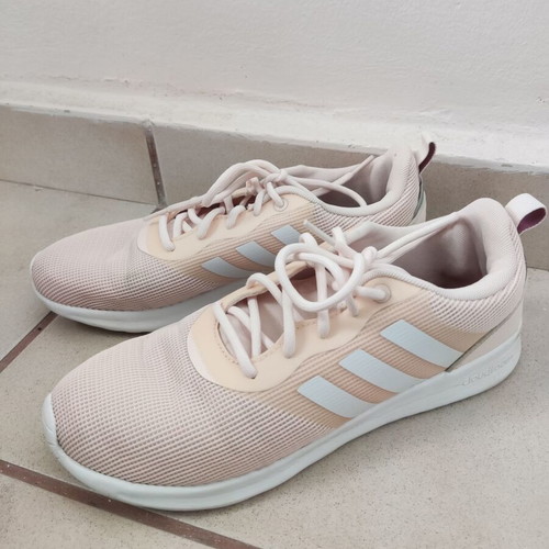 Adidas QT Racer 2.0 cloudfoam lightly used pink sports shoes size 40