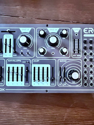Dreadbox Erebus V3 synthesizer mint condition with box and cables