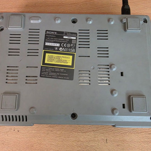 Sony PlayStation 1 SCPH-9002 PAL κονσόλα μεταχειρισμένη, το laser χρειάζεται επισκευή