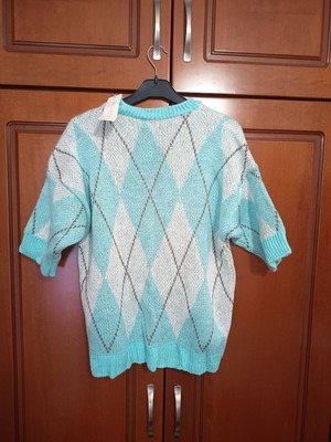 Knitted pullover turquoise and white, new