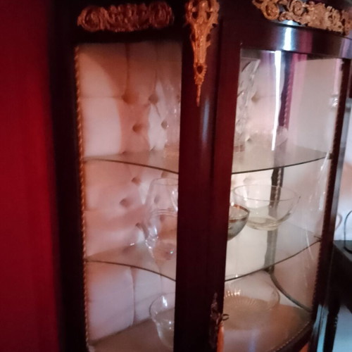 Display cabinet like new made of olive wood and oak with brass details