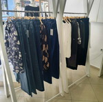 Clothes hanging tripod rack, 3 small and 2 large