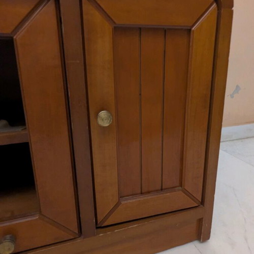 Two-Story Furniture Used With Cabinets and Glass