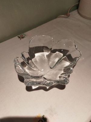 Crystal centerpiece bowl like new