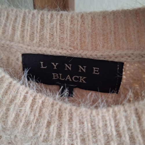 Lynne knitted sweater used, pink, size S with ruffles and pom-poms