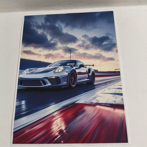 Canvas posters used, various sizes 30x40 to 50x100 cm